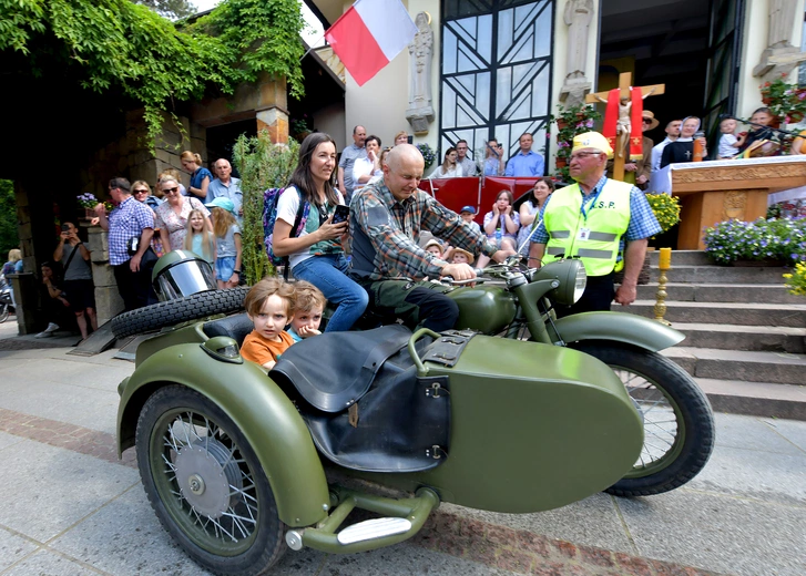 Autosacrum 2024