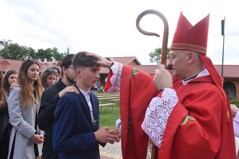 Bierzmowanie w Szczepanowie 2024