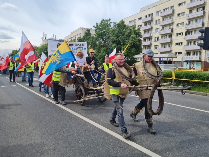 Protest rolników 1. dnia Europejskiego Kongresu Gospodarczego w Katowicach