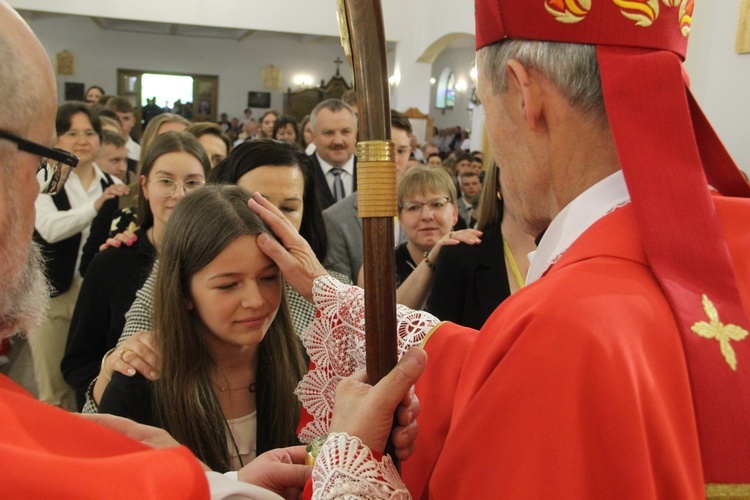 Bierzmowanie w Białej Niżnej 2024