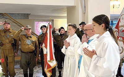 	Msza św. w intencji bohaterów w kościele w Wiśle-Centrum.