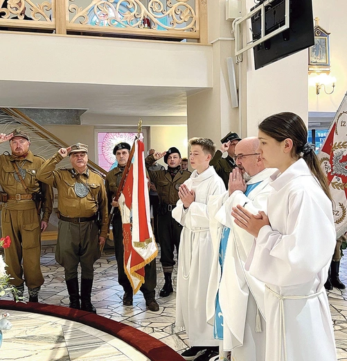 	Msza św. w intencji bohaterów w kościele w Wiśle-Centrum.
