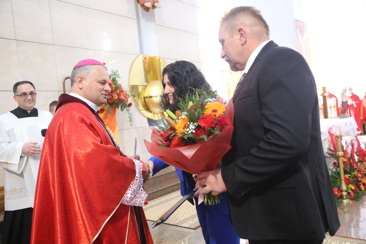 Bierzmowanie w Łękach Górnych