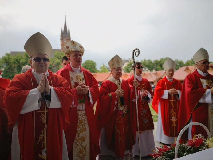 Abp Jędraszewski w Szczepanowie
