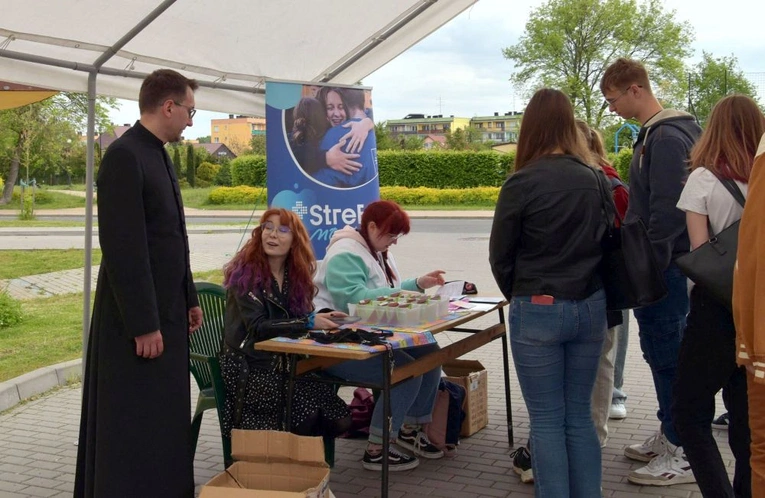 Forum Młodych - współpraca