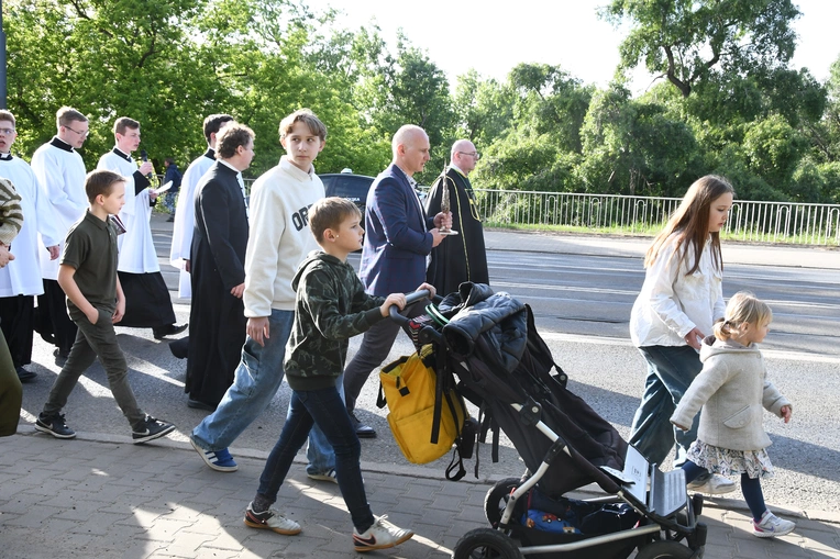 Peregrynacja relikwii bł. Ulmów w diecezji warszawsko-praskiej
