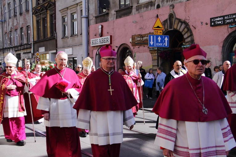 Procesja z Wawelu na Skałkę 2024