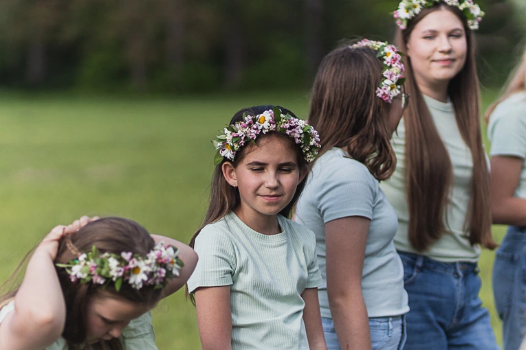 Na planie teledysku "Być jak Ty" scholi wNIEBOgłosy