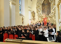 Koncert sześciu chórów w Brożcu