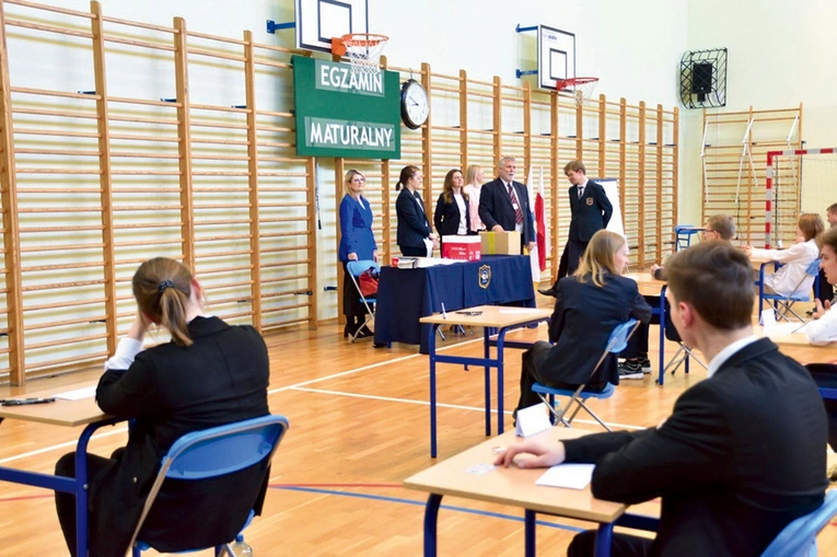 Nasi rozmówcy przyznają, że starają się rozeznawać swoje wybory w relacji z Bogiem.