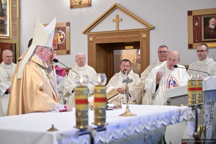 Królowa w Budach Barcząckich