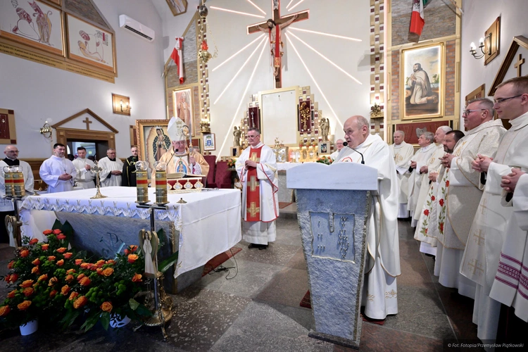 Królowa w Budach Barcząckich