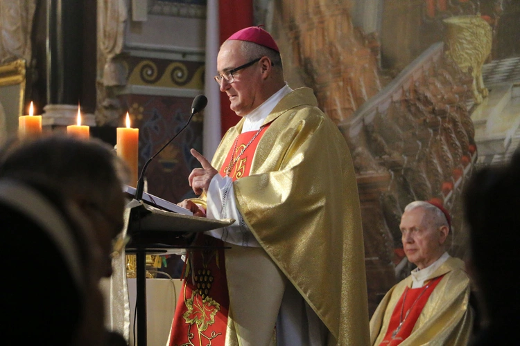 Płock. Rocznica święceń kapłańskich bp. Stułkowskiego