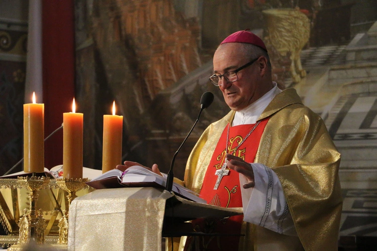 Płock. Rocznica święceń kapłańskich bp. Stułkowskiego