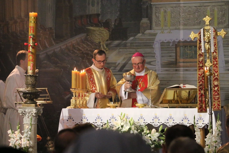 Płock. Rocznica święceń kapłańskich bp. Stułkowskiego