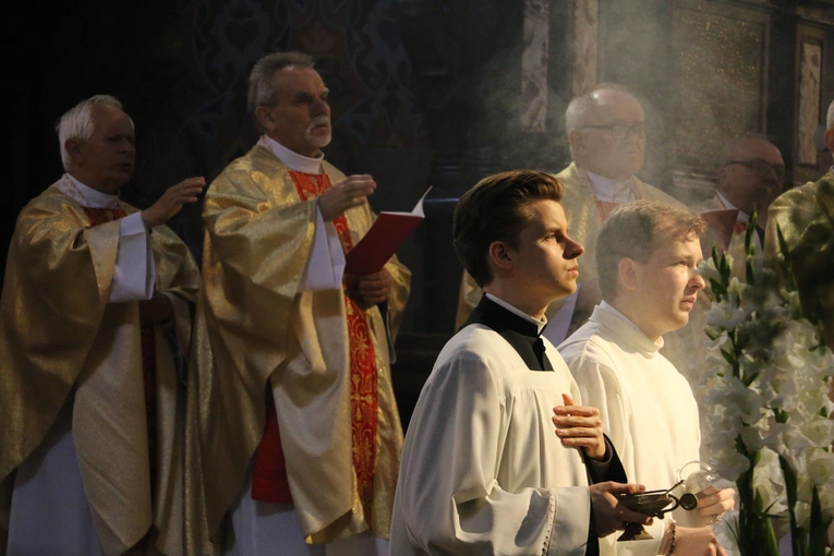 Płock. Rocznica święceń kapłańskich bp. Stułkowskiego