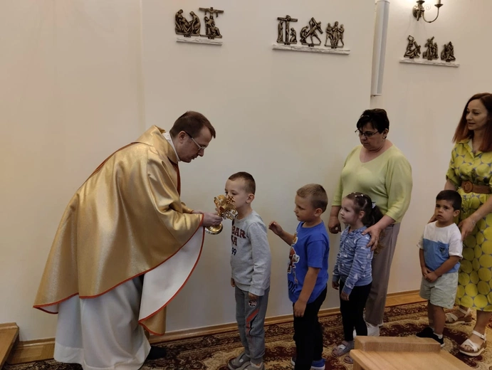 Fatimska grota w przedszkolu sióstr prezentek