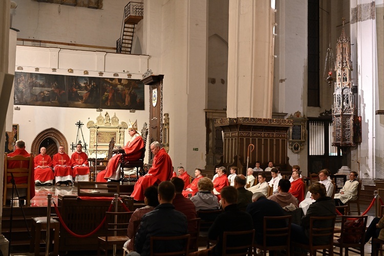 Wigilia Pięćdziesiątnicy w bazylice Mariackiej