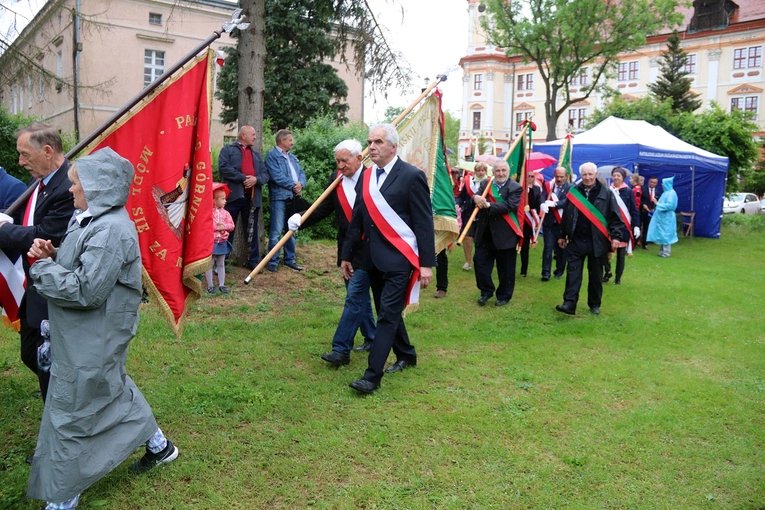 IX Pielgrzymka Ludzi Pracy w Henrykowie 2024