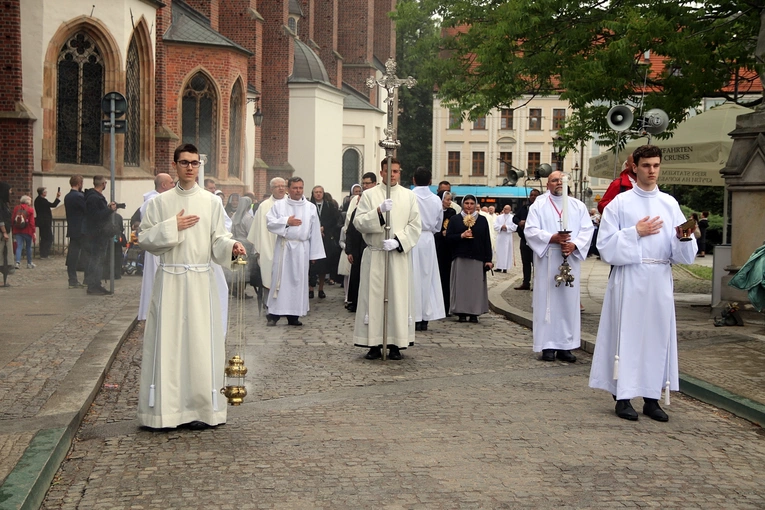 Otwarcie II Synodu Archidiecezji Wrocławskiej