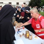 Otwarcie II Synodu Archidiecezji Wrocławskiej cz. 2 - świętowanie w ogrodach PWT