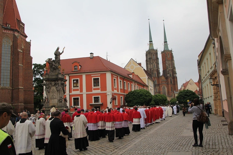Otwarcie II Synodu Archidiecezji Wrocławskiej - cz. 3