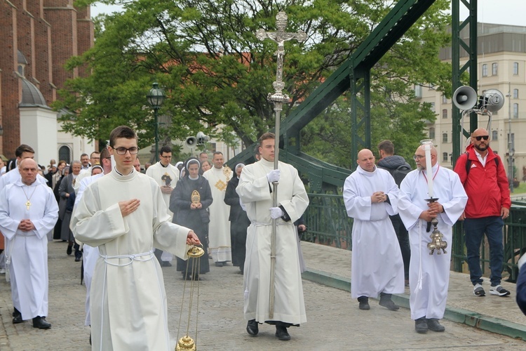 Otwarcie II Synodu Archidiecezji Wrocławskiej - cz. 3