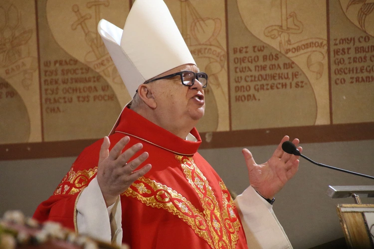 Sikórz. Wprowadzenie relikwii św. Andrzeja Boboli