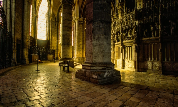 18 tys. pątników na pieszej pielgrzymce z Paryża do Chartres