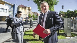 Po zamachu. Dlaczego Słowacja jest tak głęboko podzielona w kwestiach politycznych