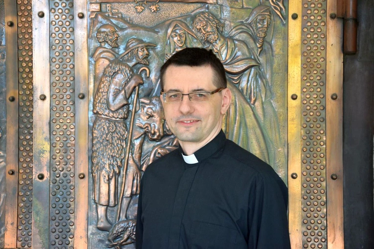 Do podjęcia studiów zachęca ks. S. Czajka.