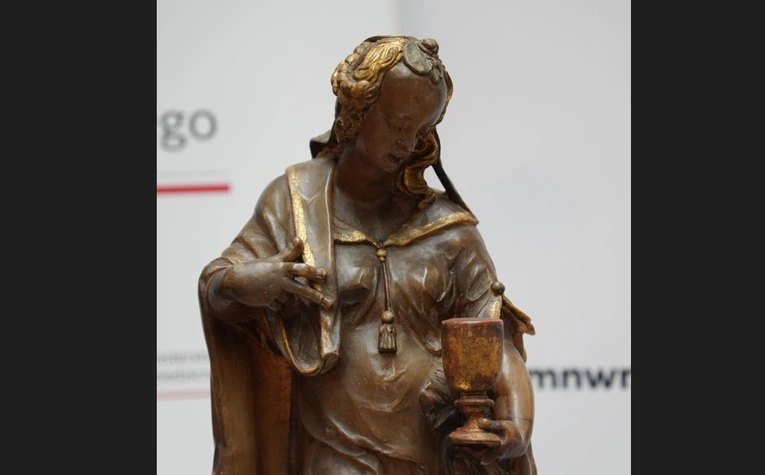 Zaginiona alabastrowa figura, personifikacja Wiary, wróciła do Wrocławia