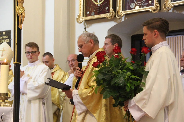 Pielgrzymka kapłanów do Tuchowa 2024