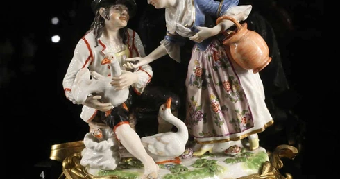 Wawel. Figurki z "białego złota"