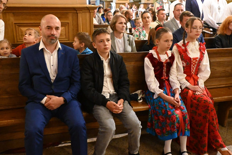 Bierzmowanie w parafii w Czarnym Dunajcu 