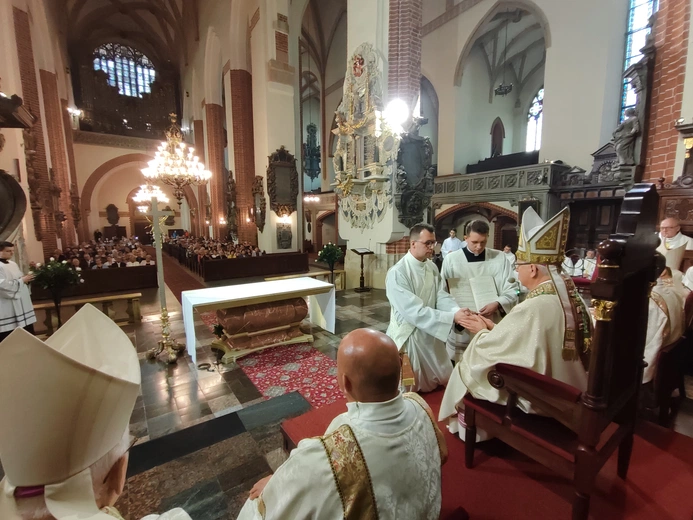 Legnica. Święcenia prezbiteratu