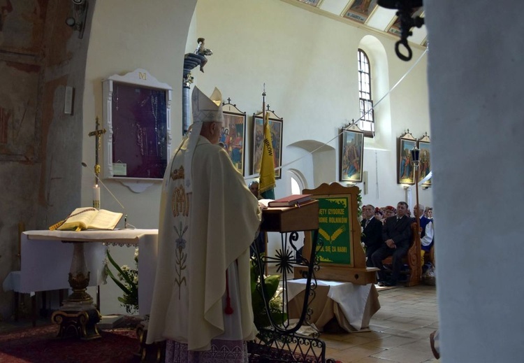 Pielgrzymka rolników do Matki Bożej Lubeckiej 