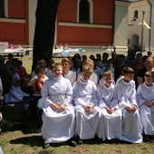 Ponad 500 dzieci dziękowało za dar Pierwszej Komunii Świętej.