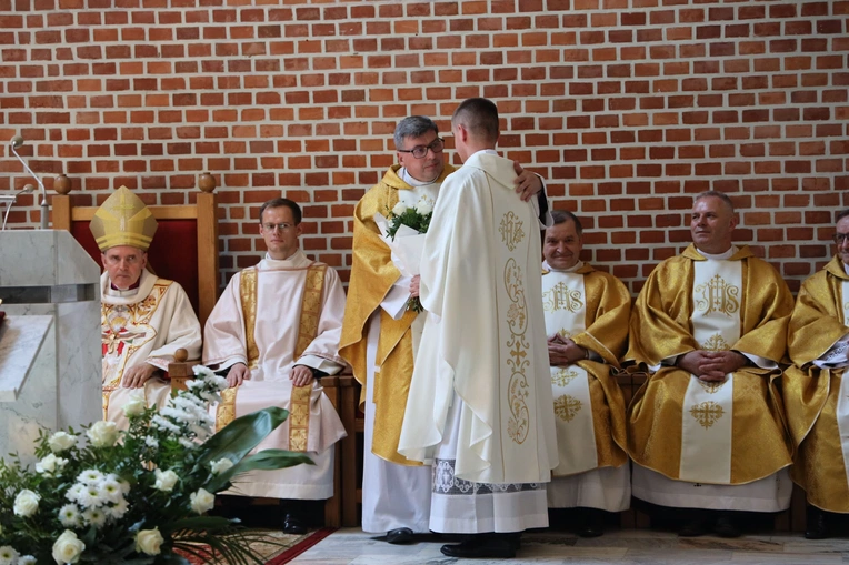 Święcenia kapłańskie u michalitów