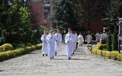 Święcenia kapłańskie u michalitów