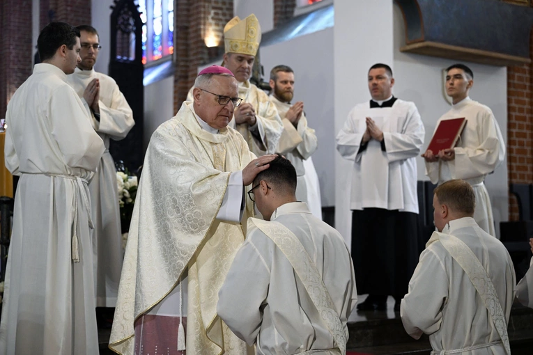 Święcenia prezbiteratu