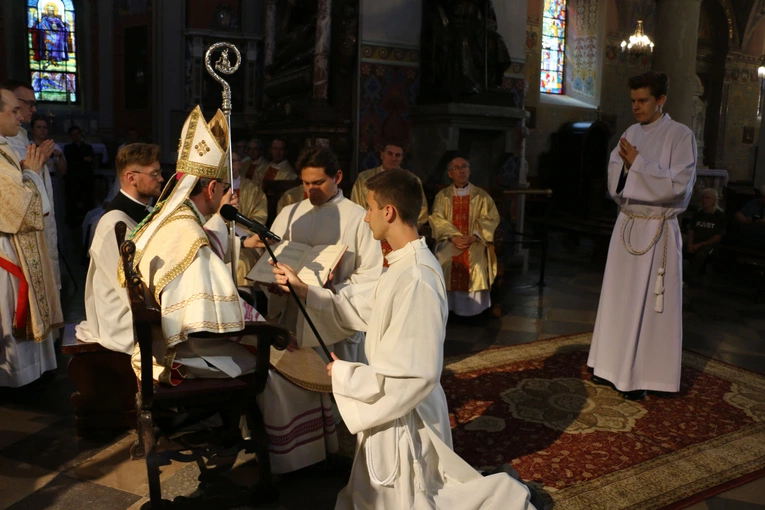 Płock. Święcenia diakonatu