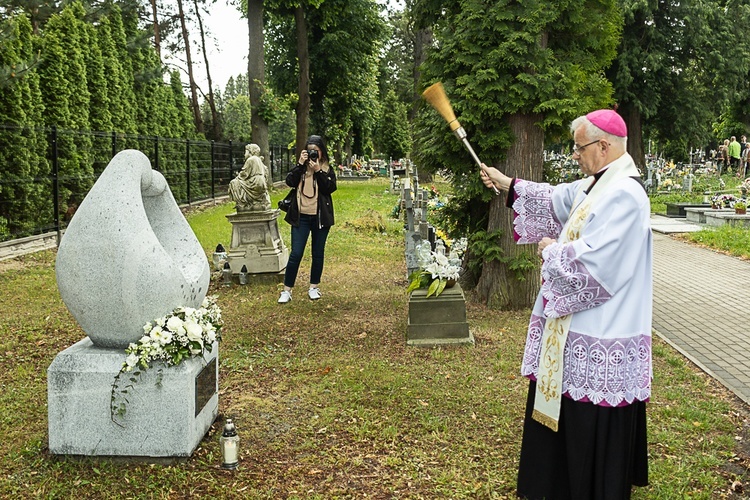 Poświęcenie pomnika Dziecka Utraconego