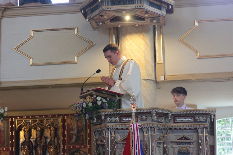 Neoprezbiter z Rząsin