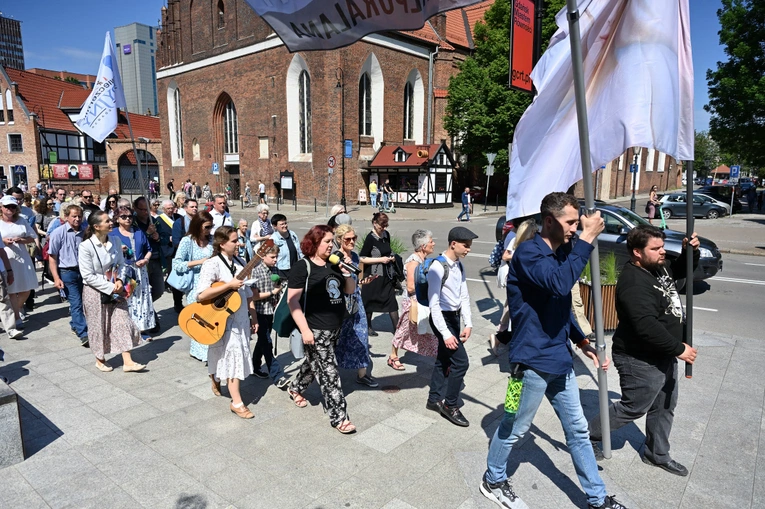 Rodzinna Procesja Różańcowa w Gdańsku