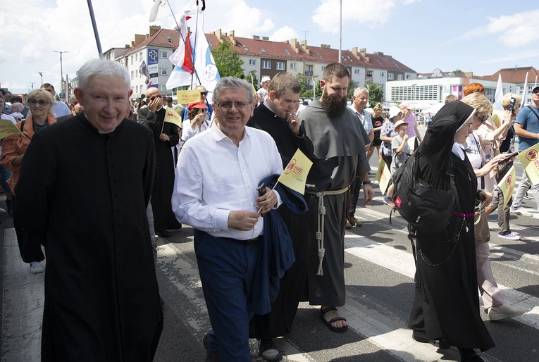 Koszaliński Marsz dla Życia i Rodziny, cz. 2