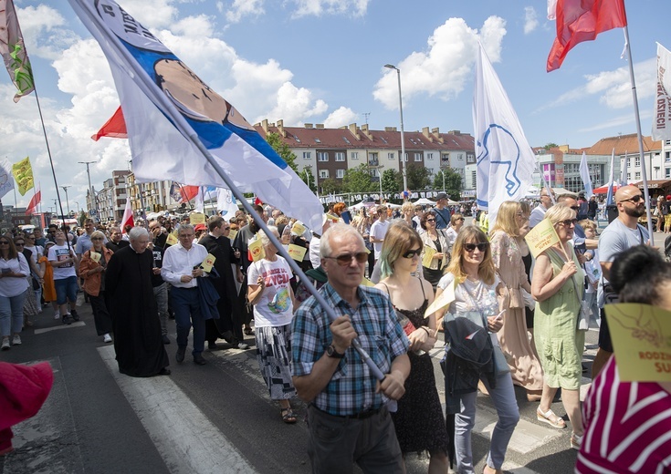 Koszaliński Marsz dla Życia i Rodziny, cz. 1