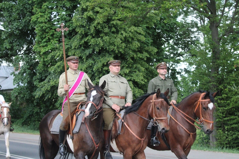 Sońsk. Poświęcenie pól z biskupem