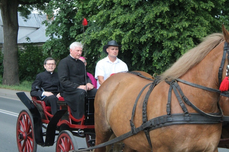 Sońsk. Poświęcenie pól z biskupem