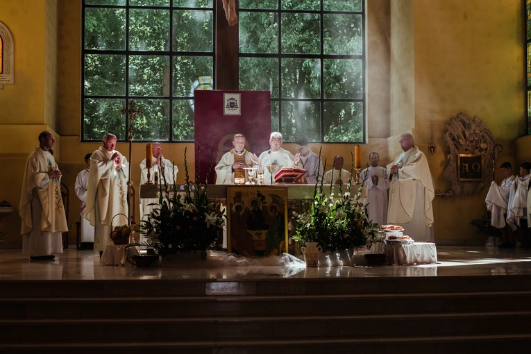 Uroczystości odpustowe w gdyńskiej parafii pw. Trójcy Świętej